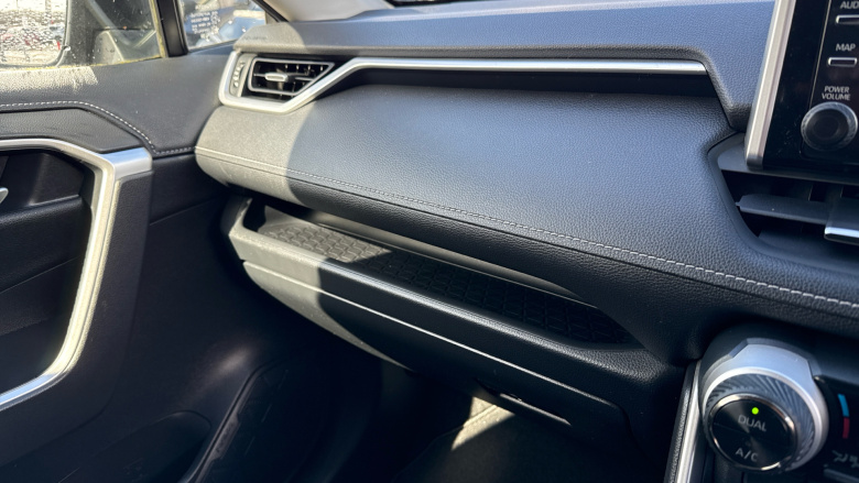 Toyota RAV4 2.5 VVT-i Hybrid Design 5dr CVT 2WD Hybrid Estate